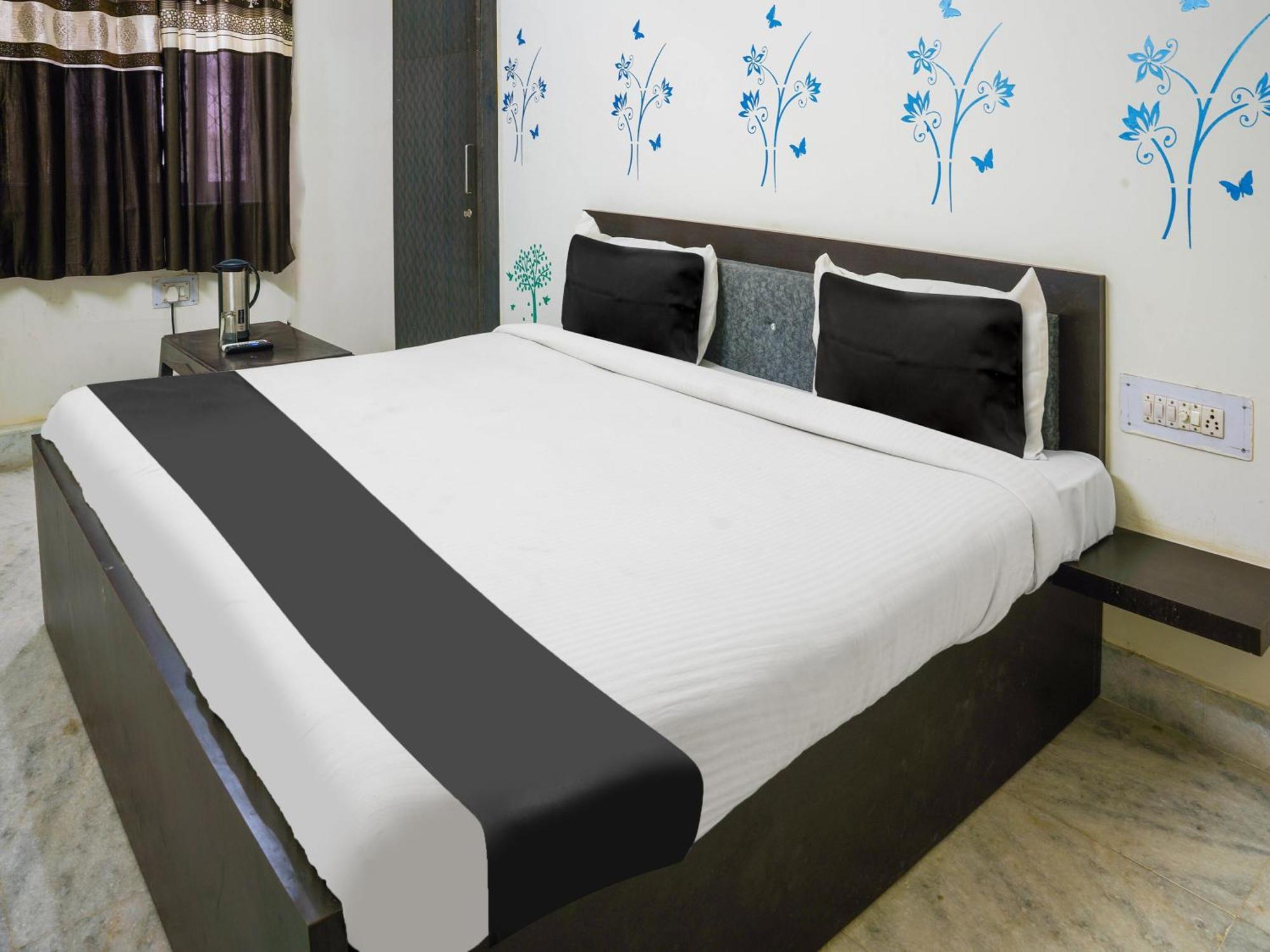 Hotel O Rudra Hotel Pāl 外观 照片