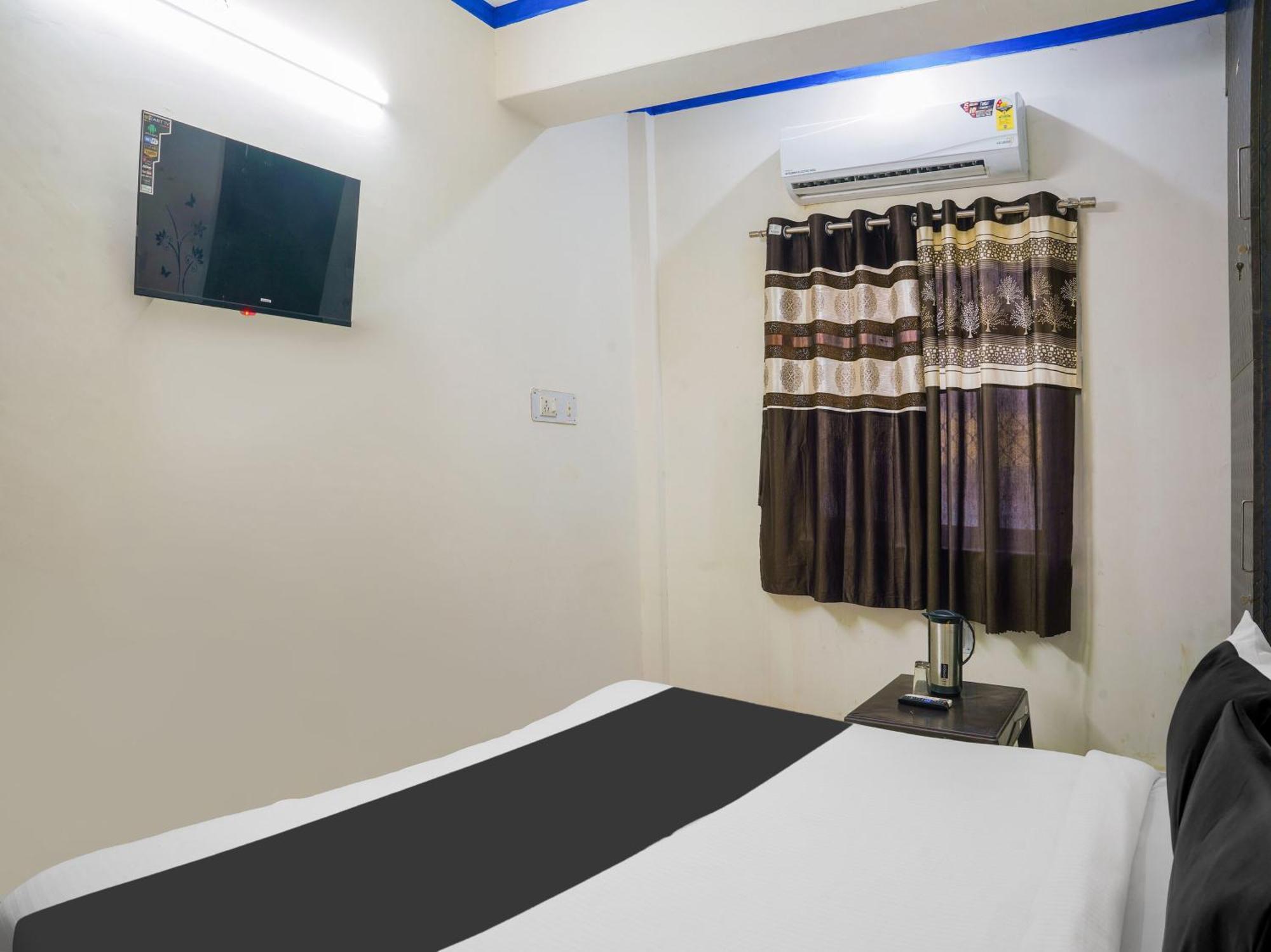 Hotel O Rudra Hotel Pāl 外观 照片